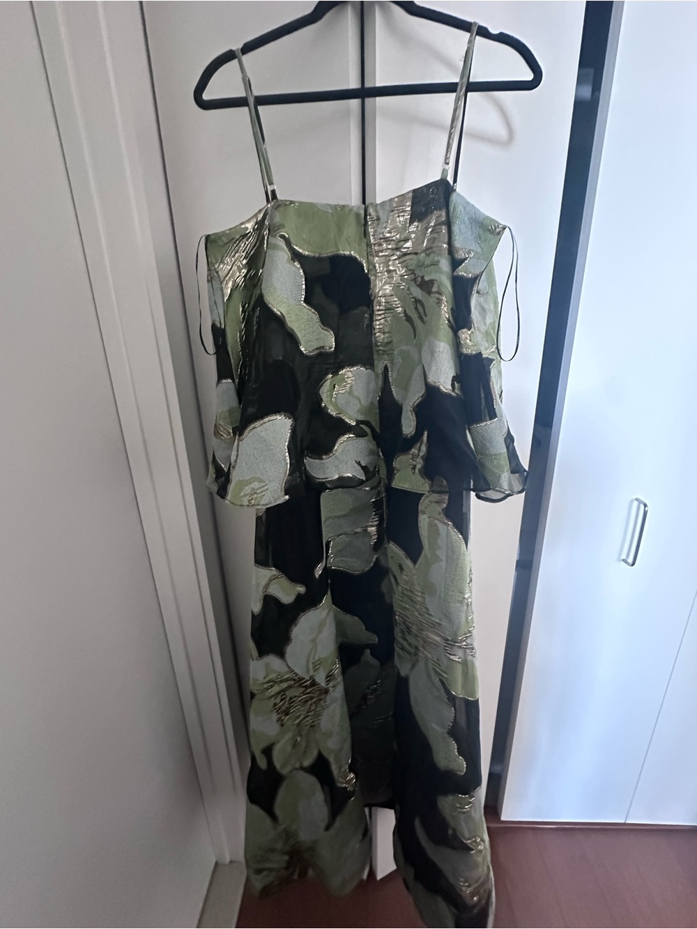 Elliatt Elysia Tiered Gown - Picture 9 of 15
